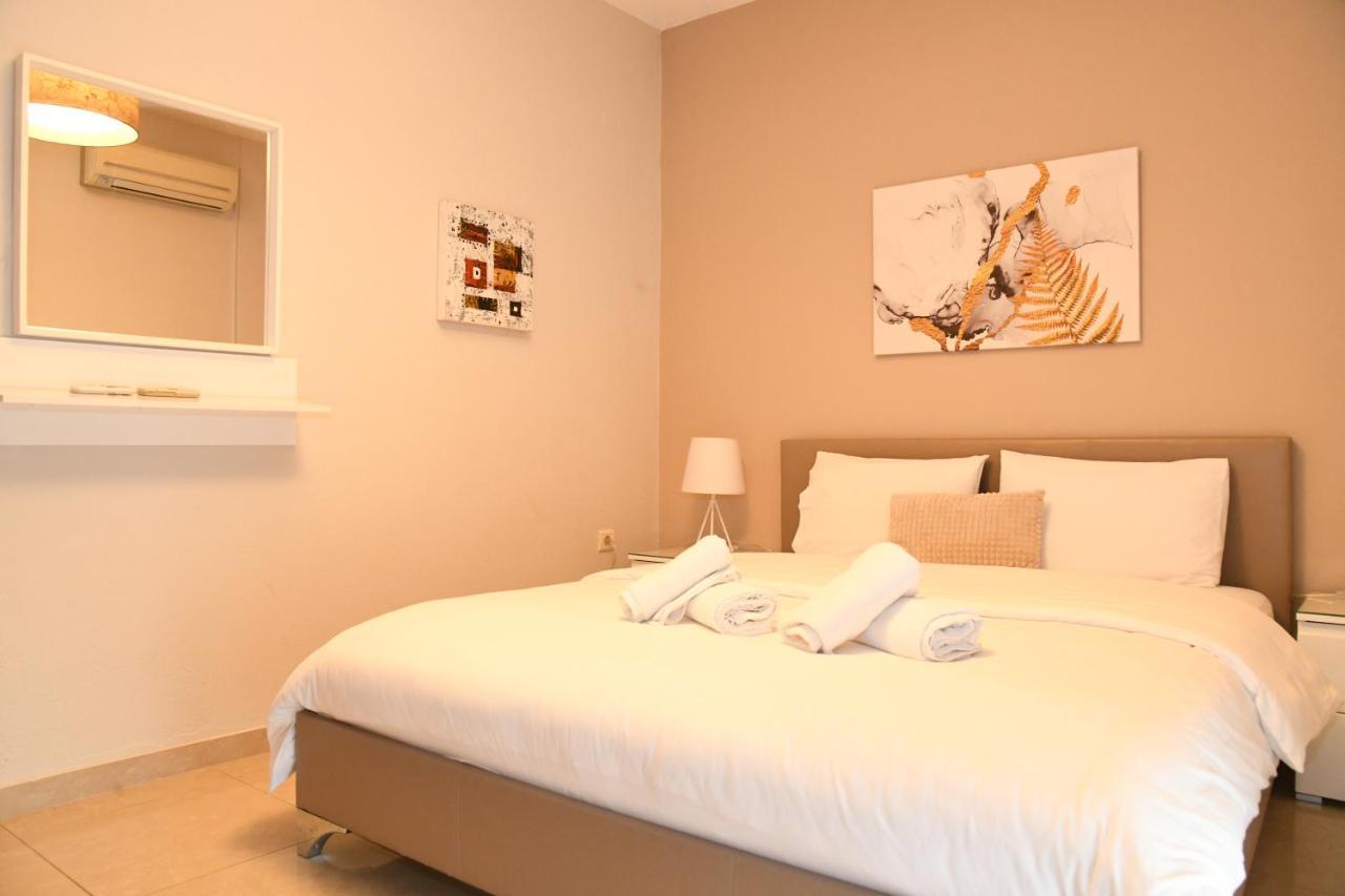 Amazing Apartment Serres